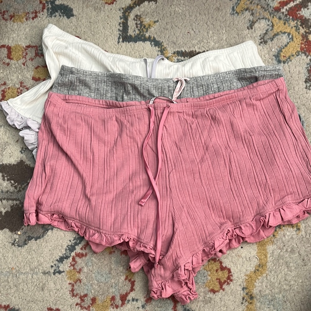 Ruffle Shorts - M